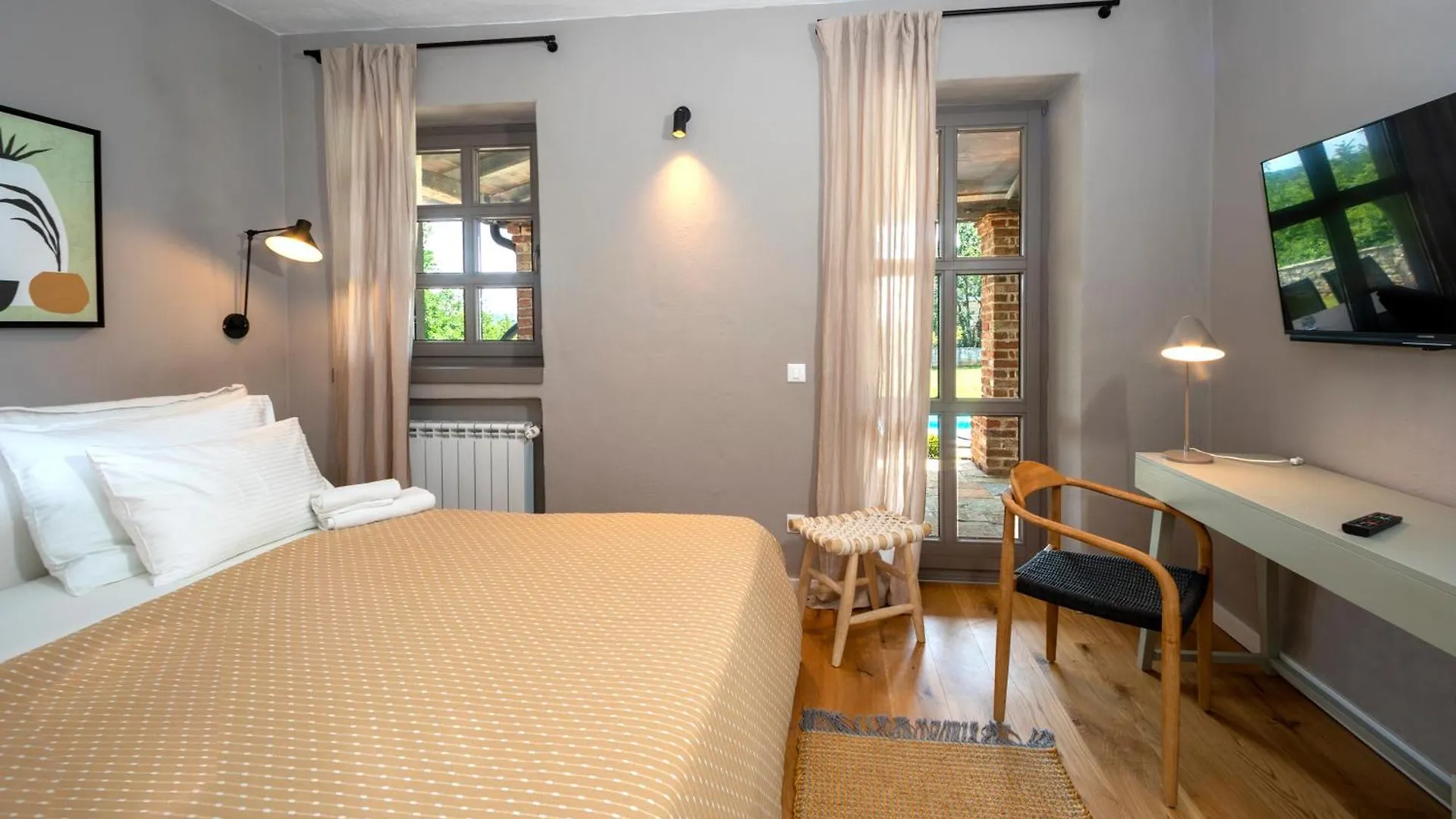 Villa Luna Sveti Lovrec Pazenaticki Croatia